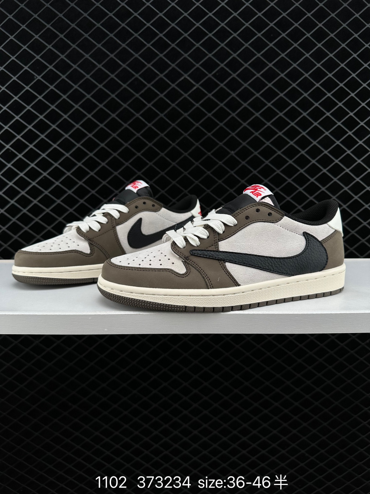 Travis Scott x Nike Air Jordan 1 Low OG SP”White/Red/Fog Blue“